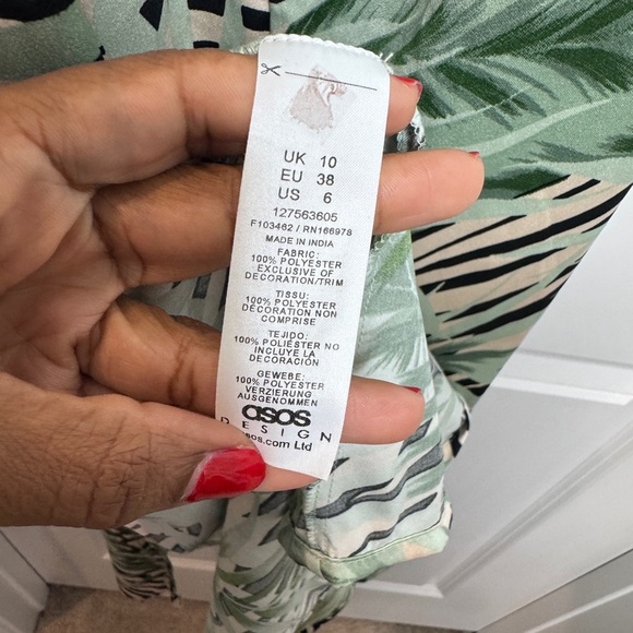 ASOS DESIGN frill sleeve maxi beach dress with cut out in zebra palm print - Picture 8 of 12